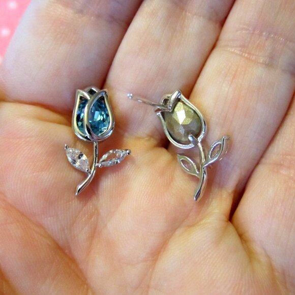 Blue Tulip Earrings Flower~Sterling Silver & Austrian Crystal~BEAUTIFUL!! - Picture 6 of 6